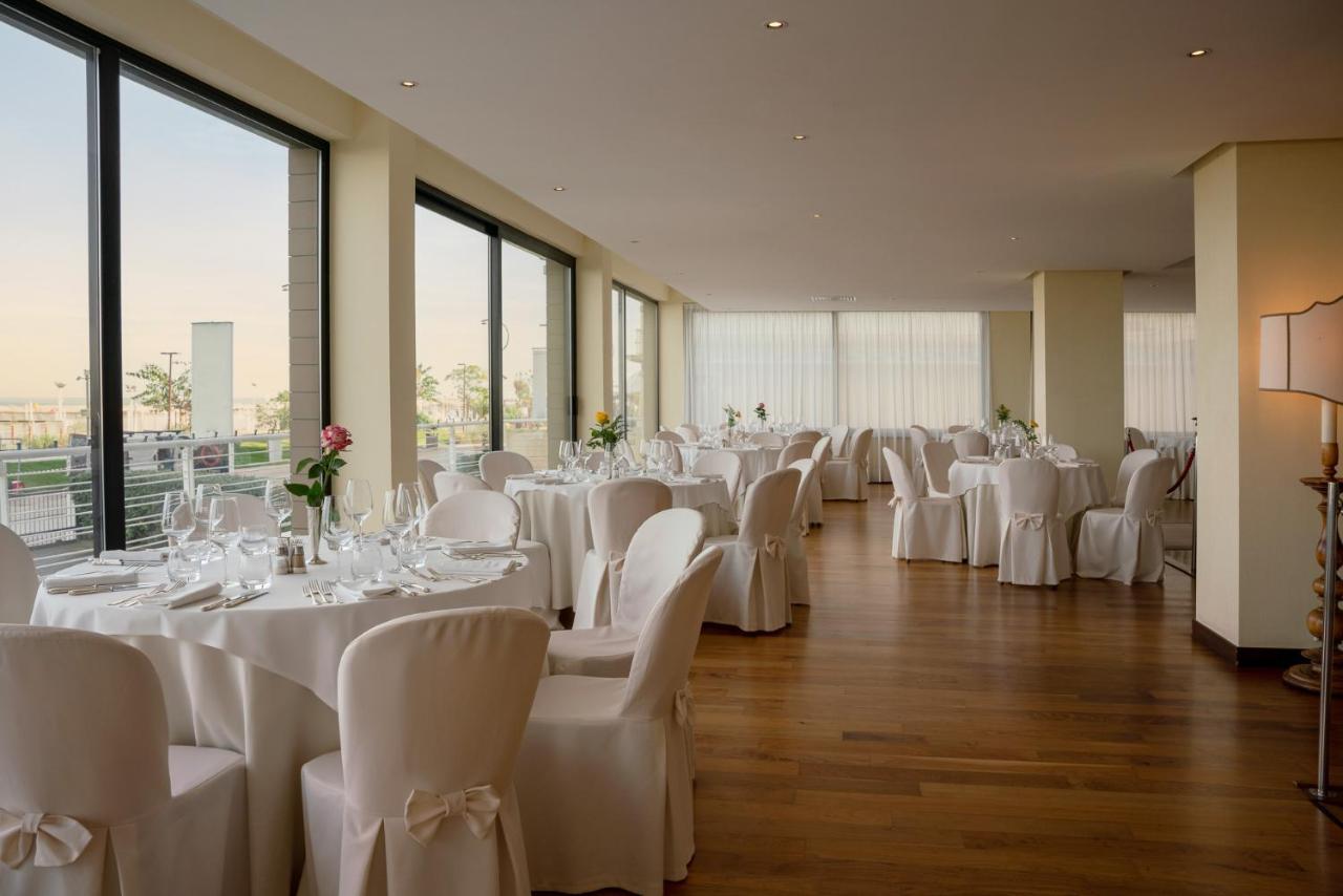 National Hotel Римини Екстериор снимка