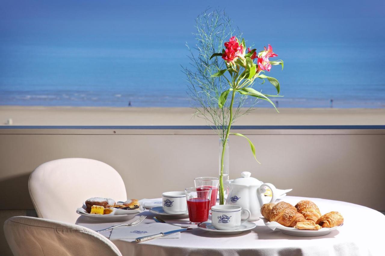 National Hotel Римини Екстериор снимка
